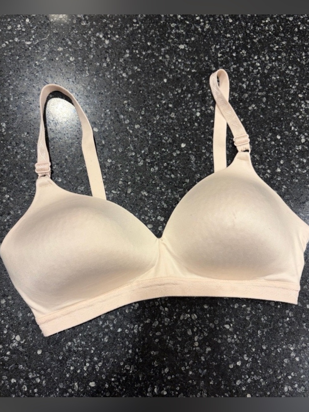 Lively | Warner’s | Nautica 4pc Women's T-Shirt Bra Bundle - 36C - Picture 6 of 9